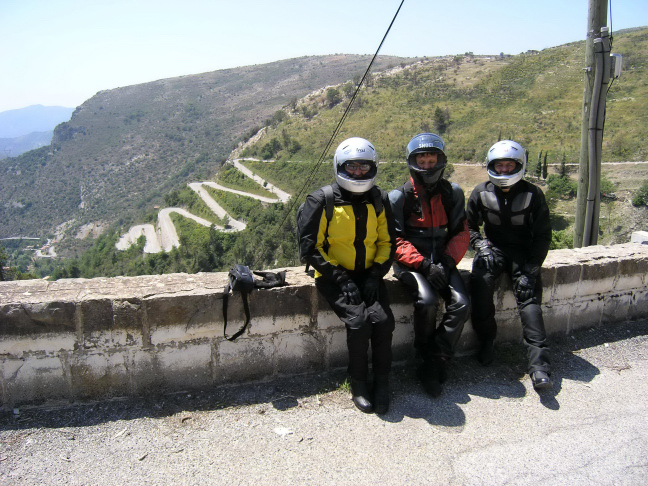 Viaggi in moto-Francia_Karin + Michael_Graziella.jpg